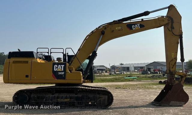 Image of Caterpillar 349FL equipment image 3