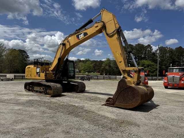 Image of Caterpillar 349FL equipment image 2