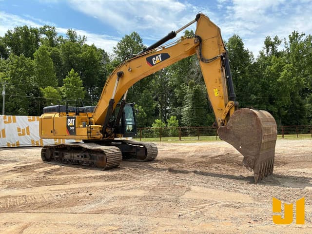 Image of Caterpillar 349FL equipment image 2