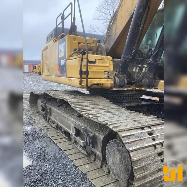 Image of Caterpillar 349F equipment image 2