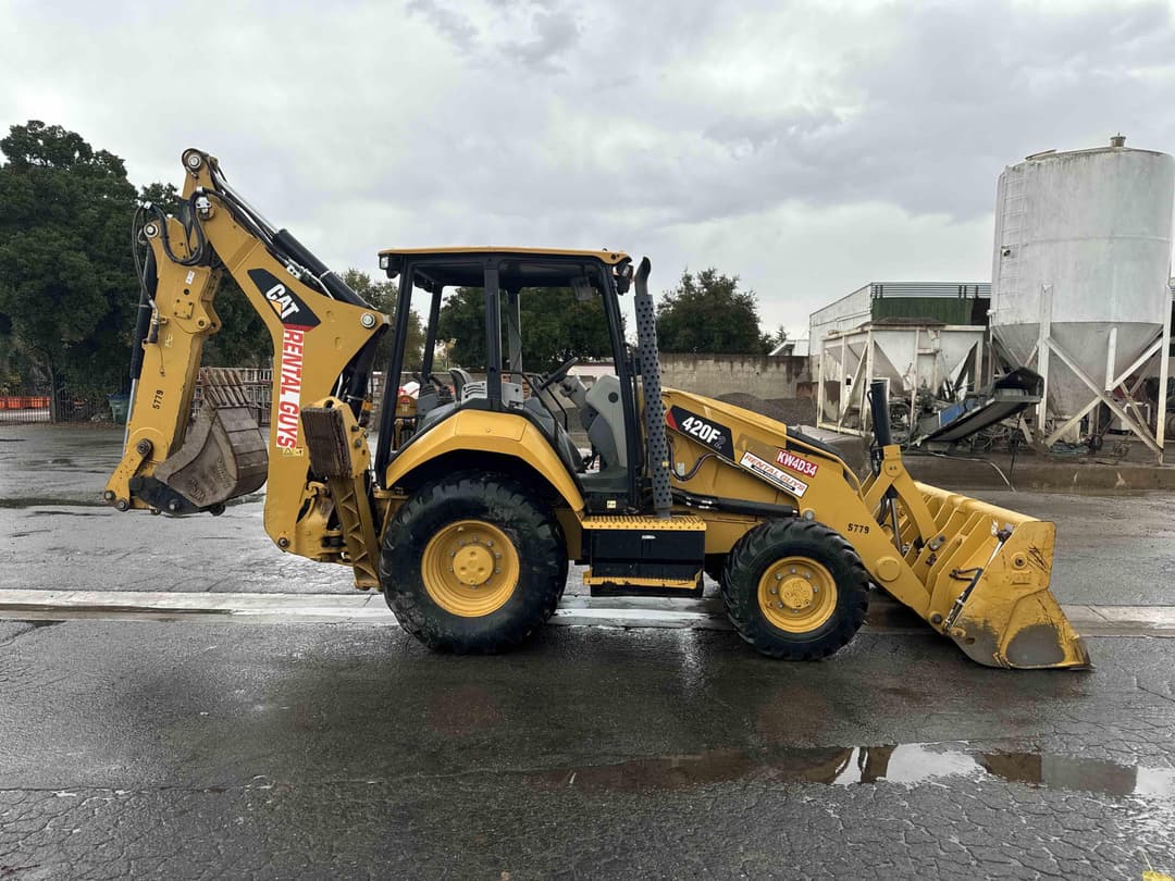 Image of Caterpillar 420F2 Image 1