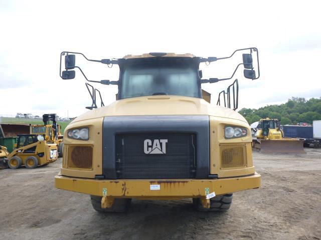 Image of Caterpillar 735 equipment image 1