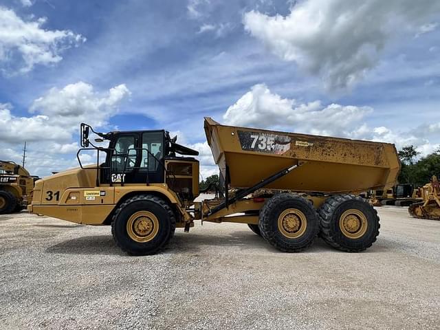 Image of Caterpillar 735 equipment image 1