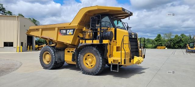 Image of Caterpillar 770G equipment image 2