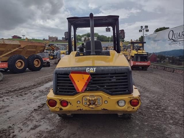 Image of Caterpillar 906M equipment image 3