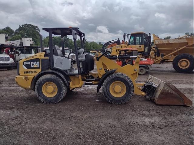 Image of Caterpillar 906M equipment image 2