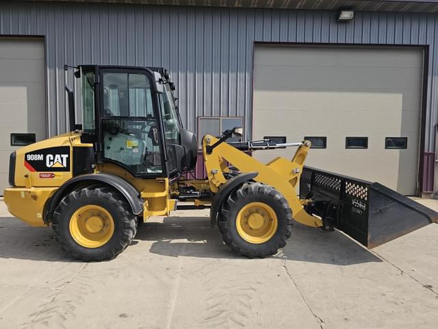 Image of Caterpillar 908M equipment image 1