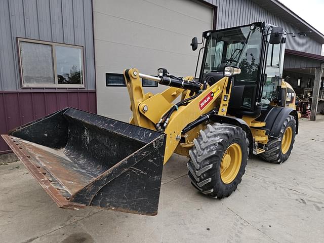 Image of Caterpillar 908M equipment image 1