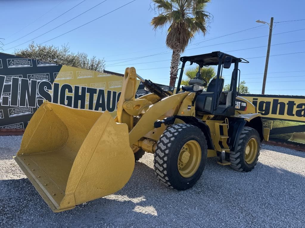 Image of Caterpillar 910M Primary image