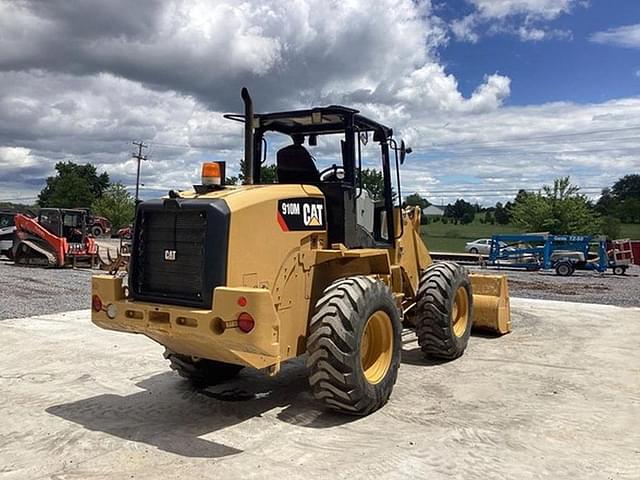 Image of Caterpillar 910M equipment image 3
