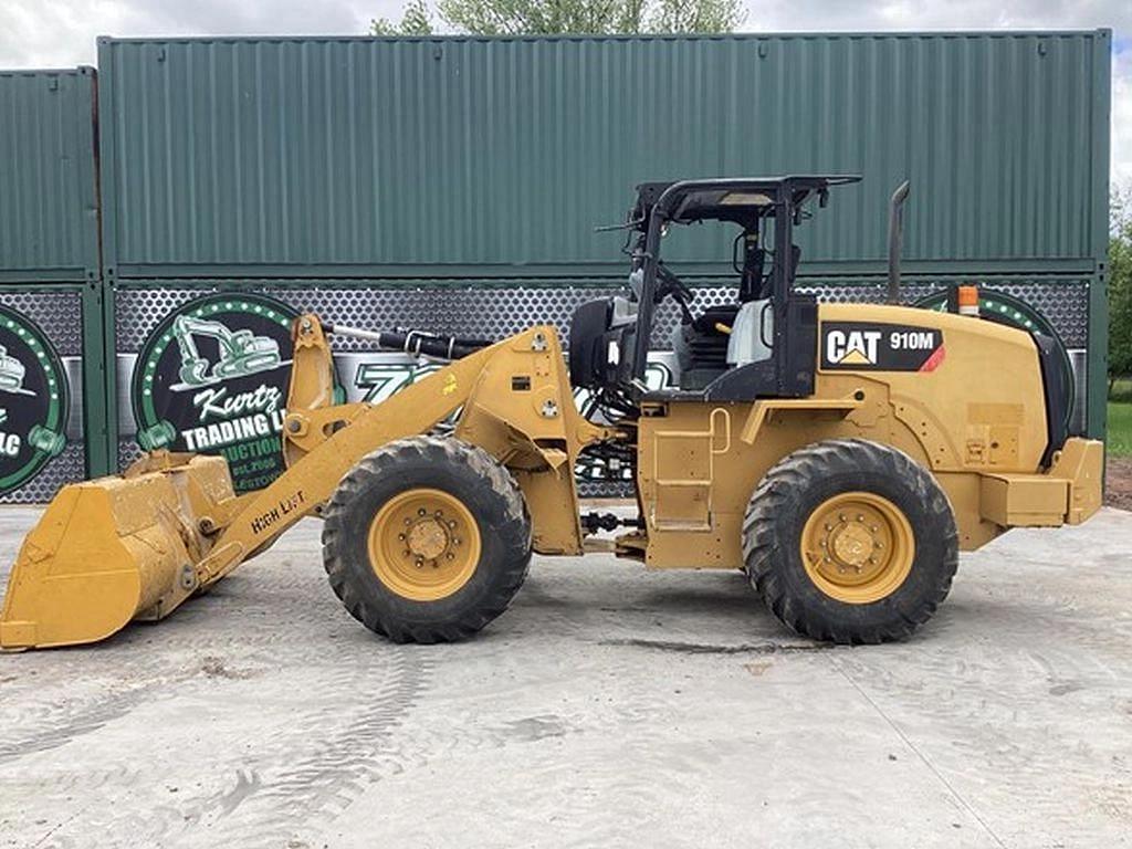 Image of Caterpillar 910M Primary image