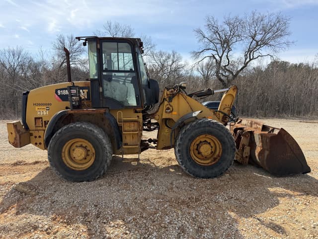 Image of Caterpillar 918M equipment image 4