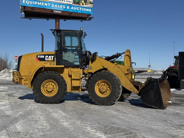 Image of Caterpillar 918M equipment image 2