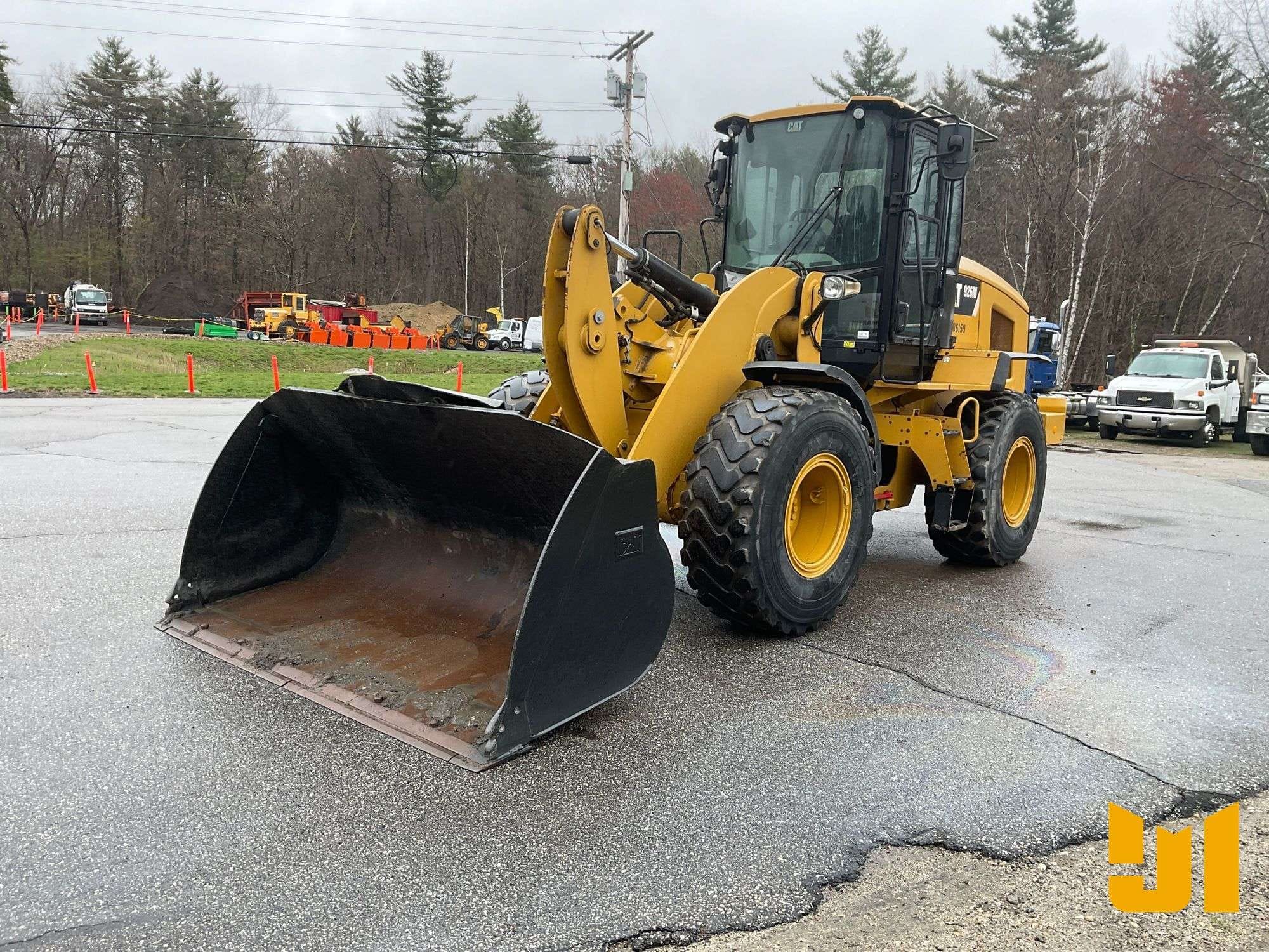 2019 Caterpillar 926M Equipment Image0