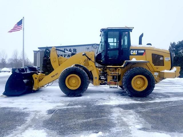 Image of Caterpillar 938M equipment image 1