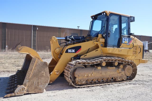 Image of Caterpillar 963K equipment image 3
