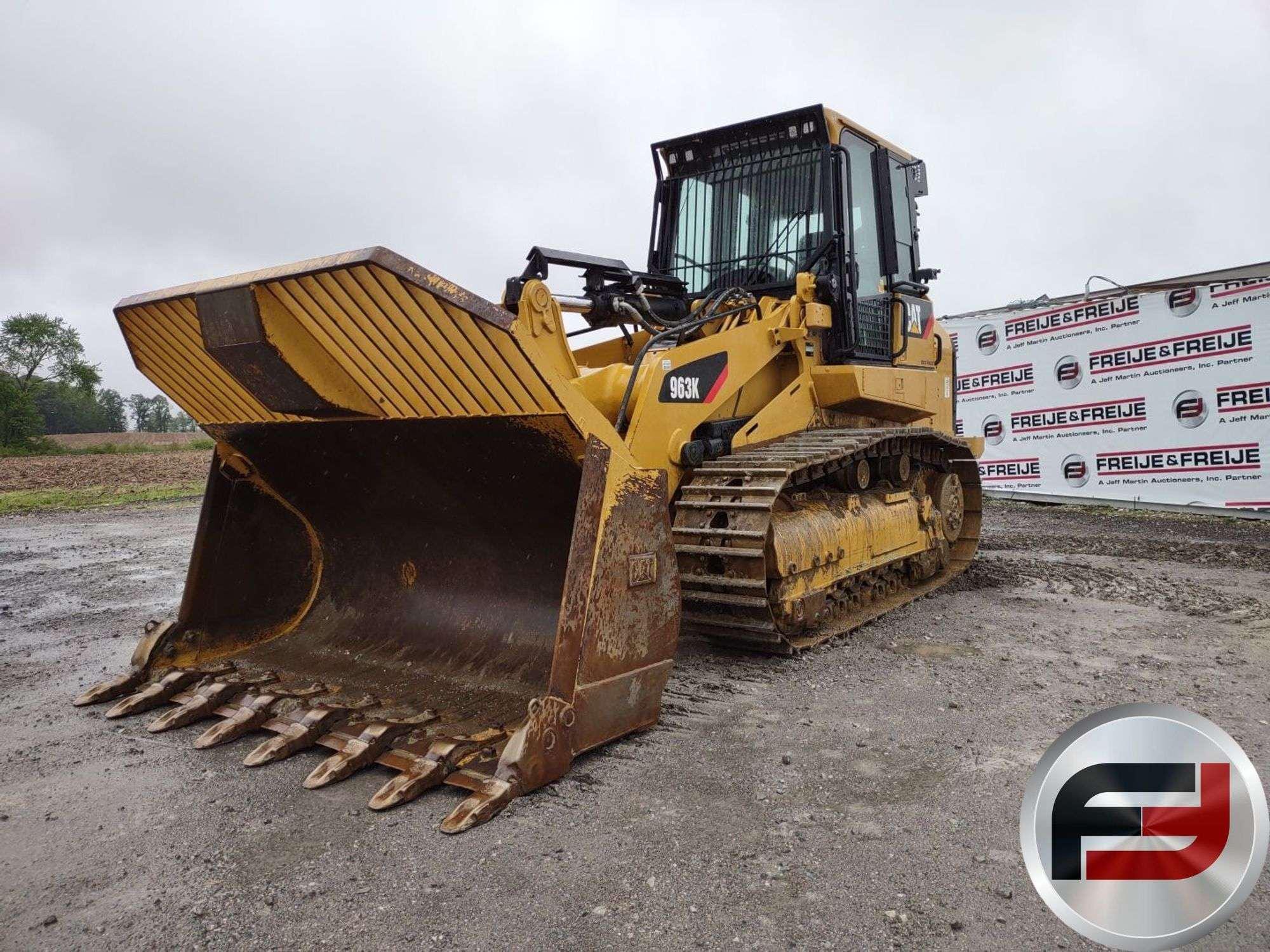 Main image Caterpillar 963K