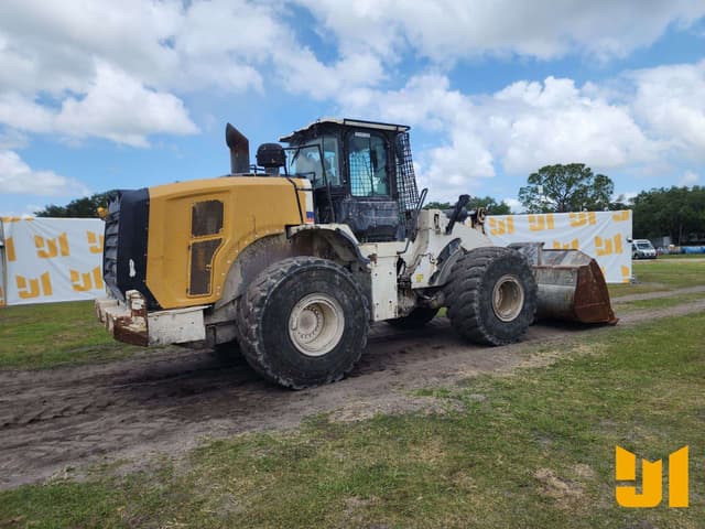 Image of Caterpillar 966M equipment image 4