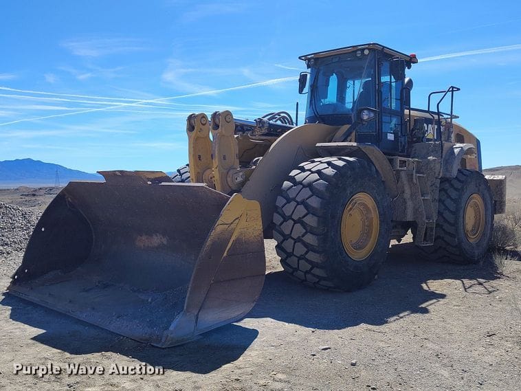 2019 Caterpillar 982M Equipment Image0