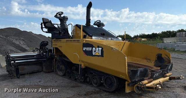 Image of Caterpillar AP1055F equipment image 2