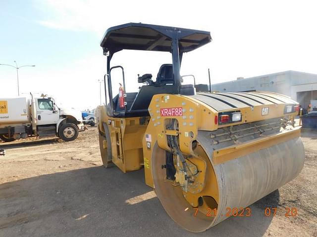 Image of Caterpillar CB15 equipment image 3