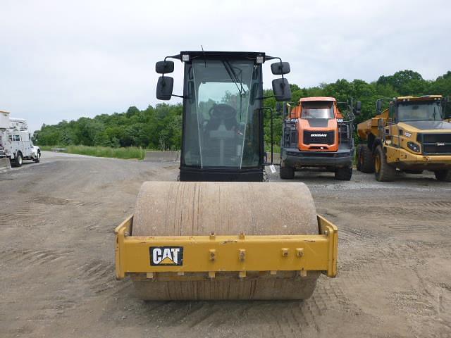 Image of Caterpillar CS44B equipment image 1