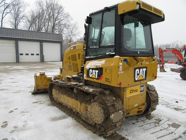 Image of Caterpillar D3K2 XL equipment image 4