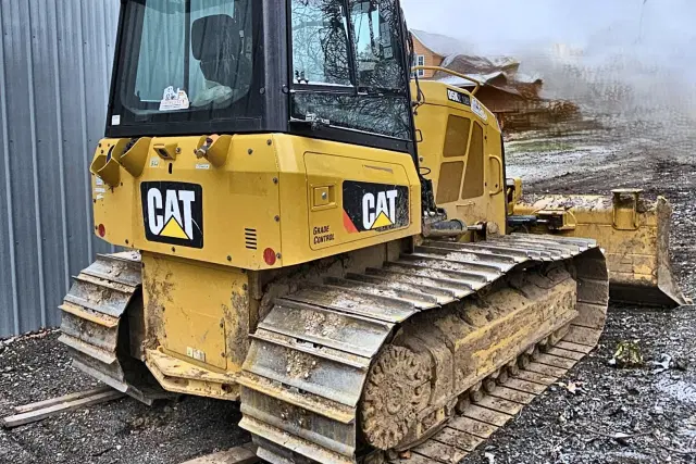 Image of Caterpillar D5K LGP equipment image 4