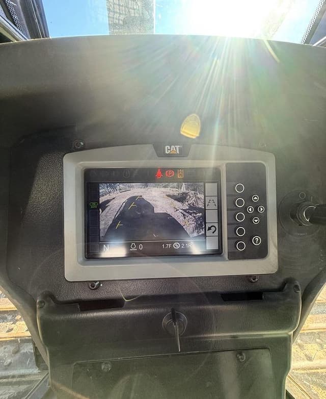 Image of Caterpillar D5K2 LGP equipment image 3