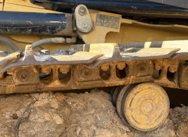 Image of Caterpillar D5K2 LGP equipment image 4