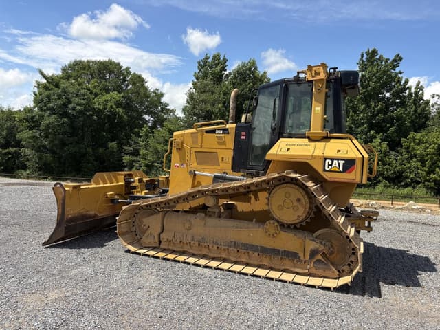 Image of Caterpillar D6N LGP equipment image 2