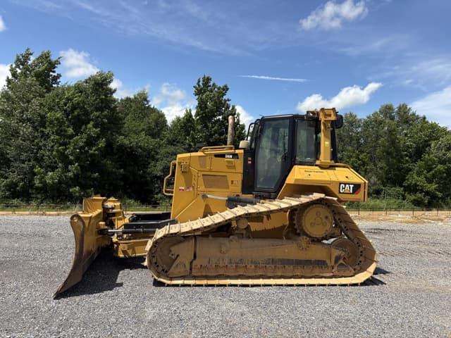 Image of Caterpillar D6N LGP equipment image 3