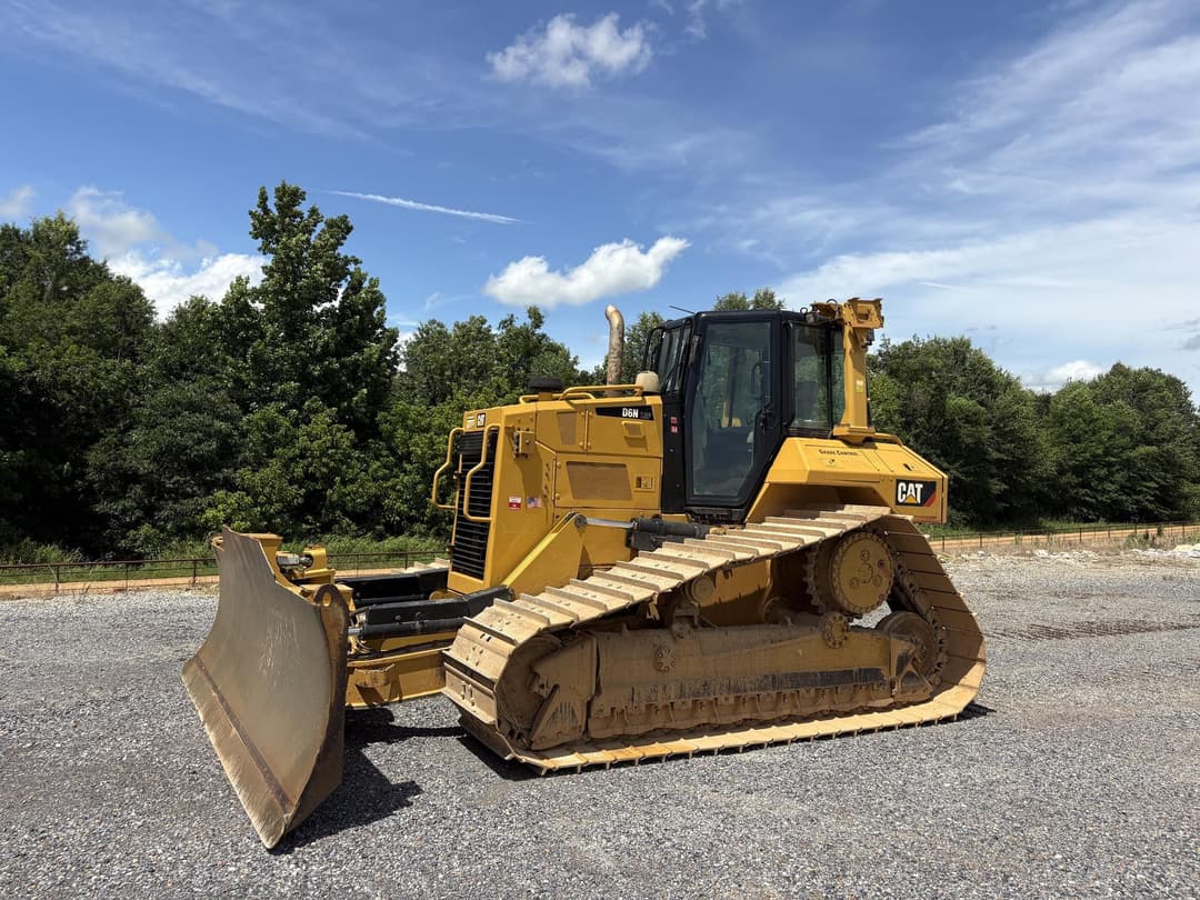 Image of Caterpillar D6N LGP Primary image