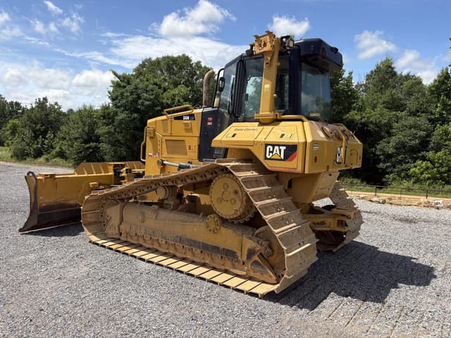 Image of Caterpillar D6N LGP equipment image 4