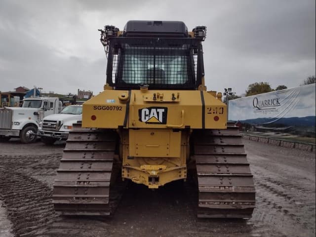 Image of Caterpillar D6N LGP equipment image 3