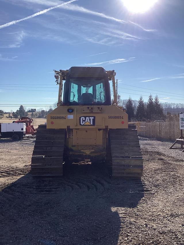 Image of Caterpillar D6N LGP equipment image 3