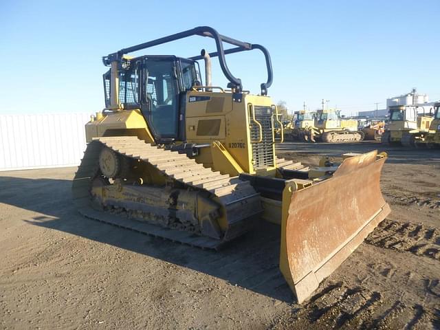 Image of Caterpillar D6N equipment image 1