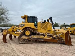 2019 Caterpillar D8T Image