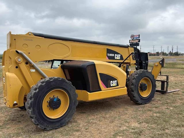 Image of Caterpillar TL1055D equipment image 3