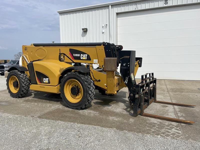 2019 Caterpillar TL1055D Equipment Image0
