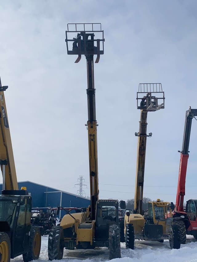 Image of Caterpillar TL943D equipment image 4