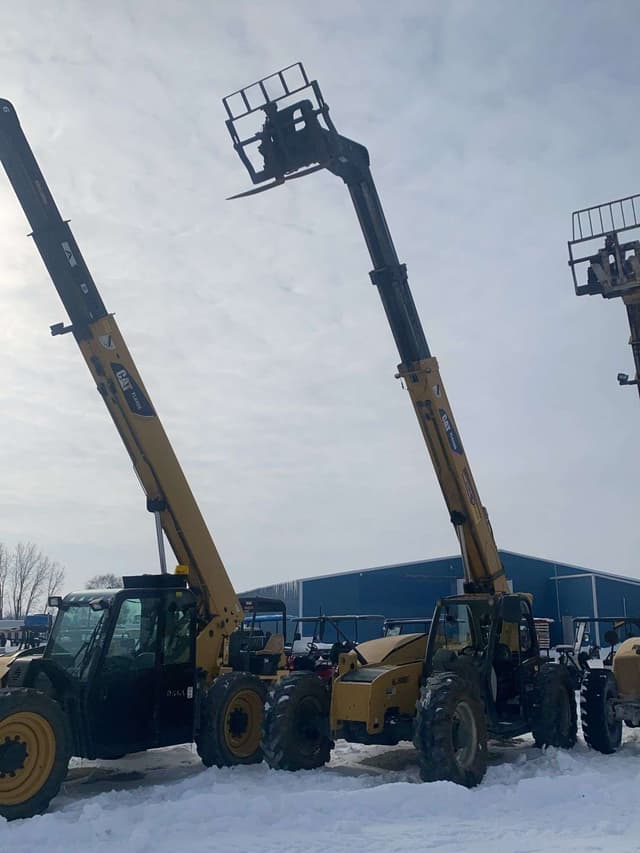 Image of Caterpillar TL943D equipment image 2