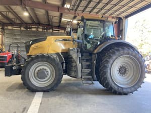 2019 Challenger 1038 Image