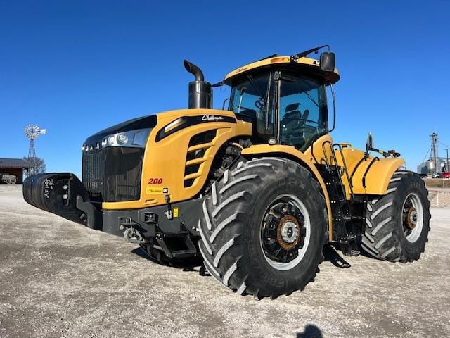 Main image Challenger MT975E