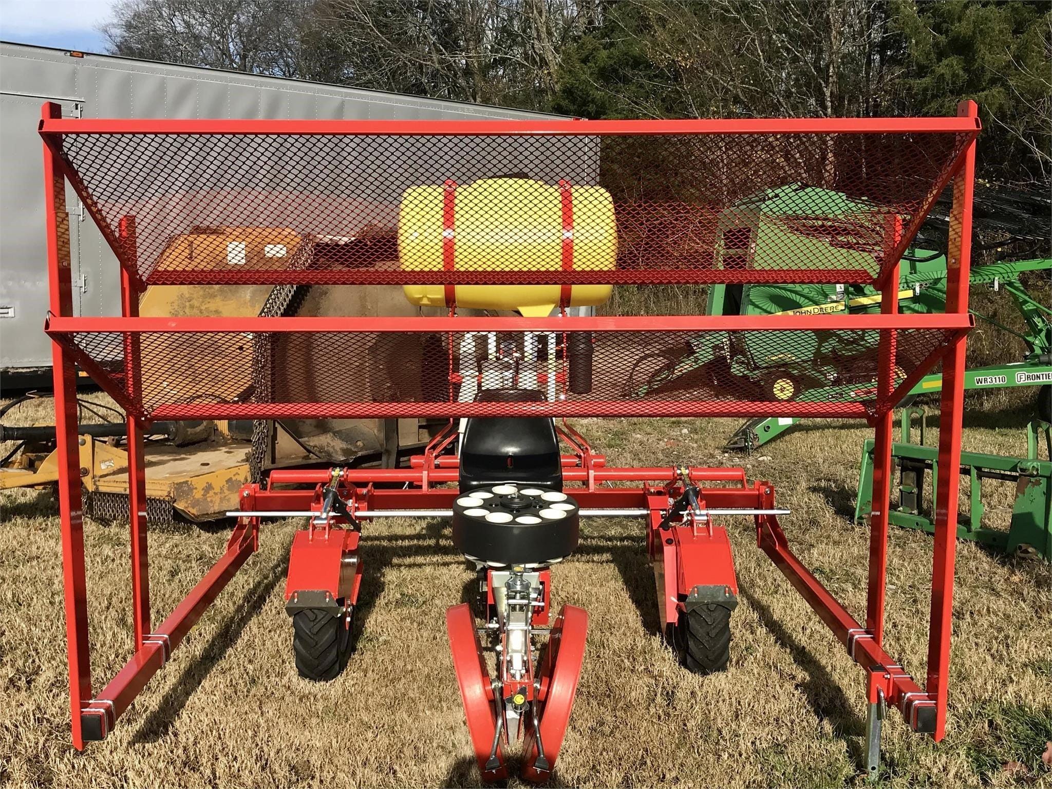 2019 Checchi & Magli Trium45 Equipment Image0