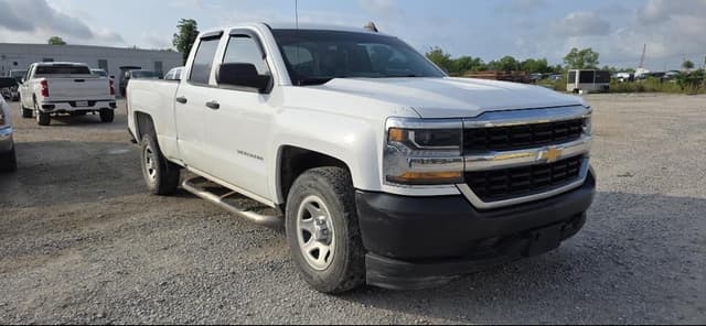 Image of Chevrolet 1500 equipment image 2