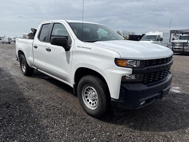 Image of Chevrolet 1500 equipment image 4