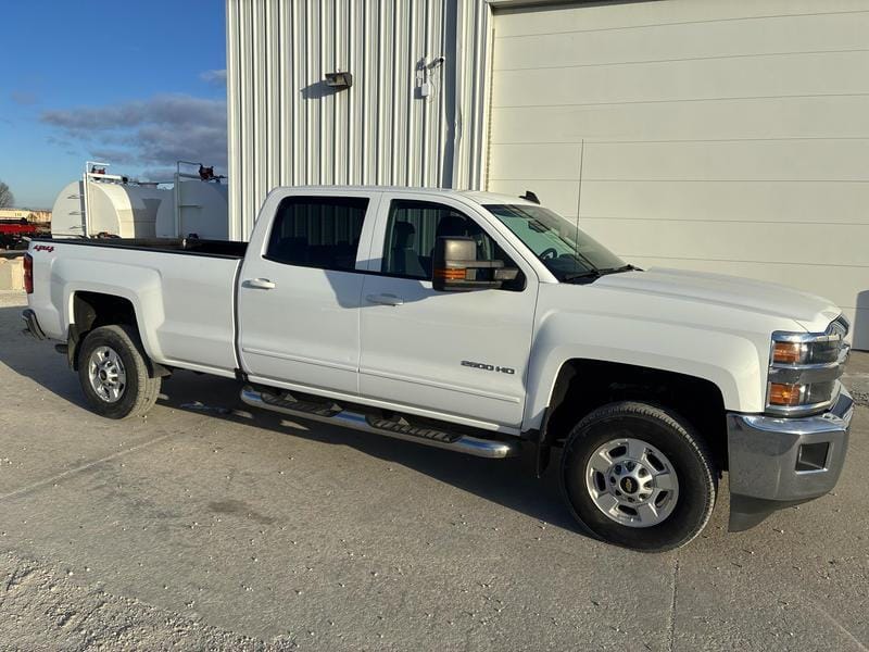 2019 Chevrolet 2500HD Equipment Image0