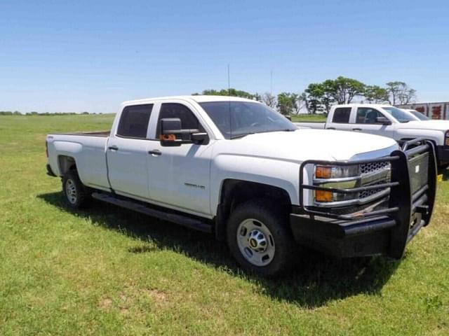 Image of Chevrolet 2500 equipment image 1