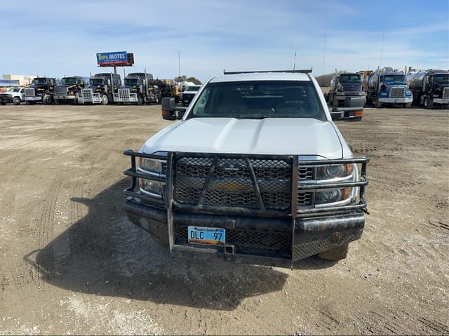 Image of Chevrolet 2500 equipment image 1